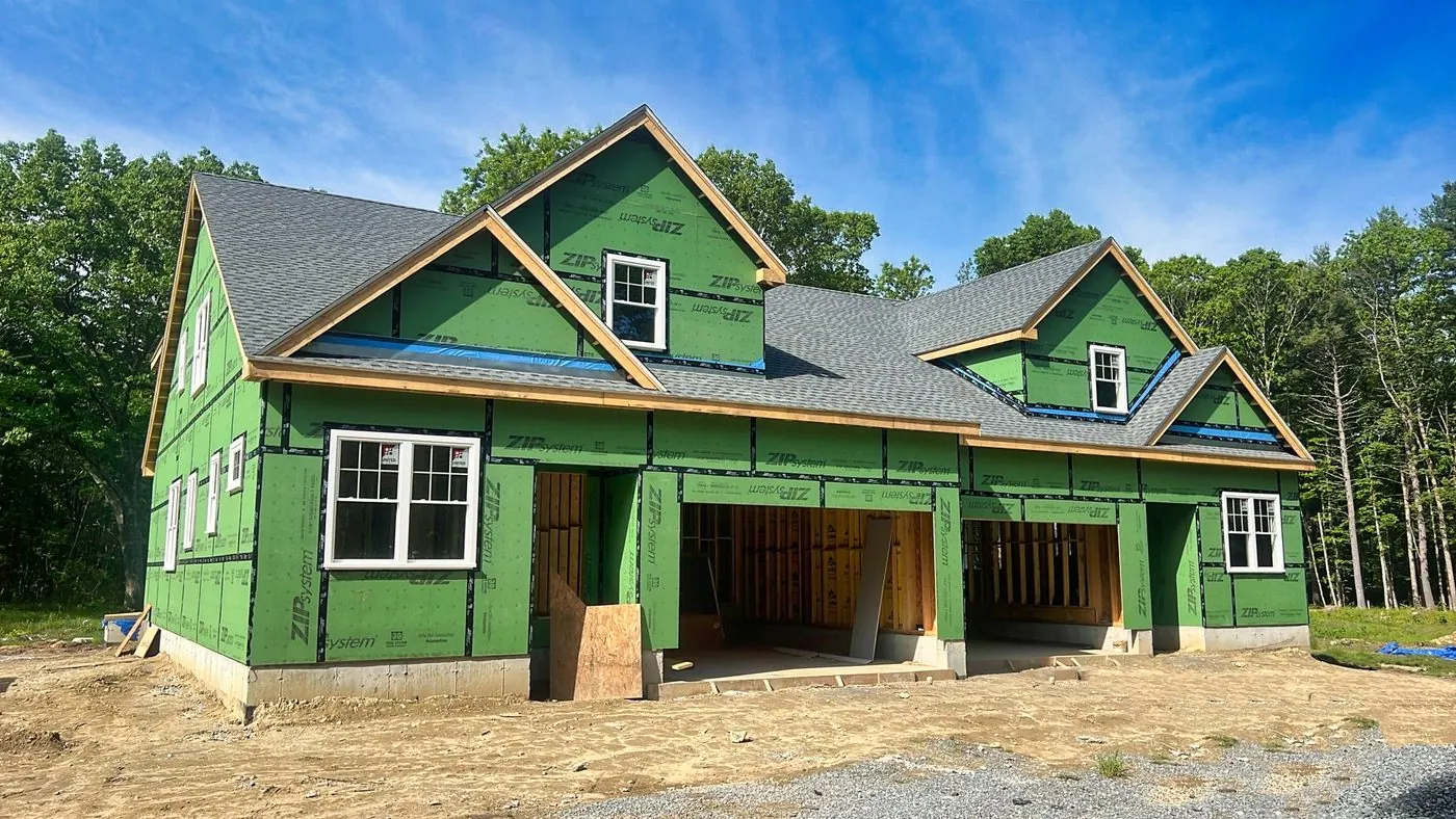Builder project: new construction home ready for roofing